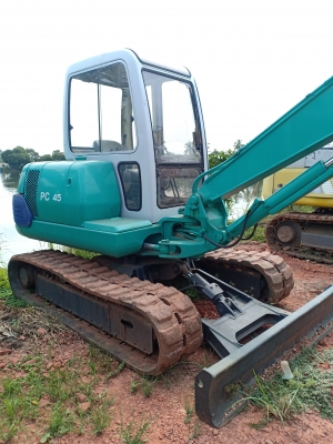 ขายจ้า..KOMATSU PC45-1. เก่านอกแท้  สวย   เครื่องปั๊มแห้ง  4,xxxชั่วโมง  สภาพสวย พร้อมใช้  โทร  089-3818694  จ๊อย