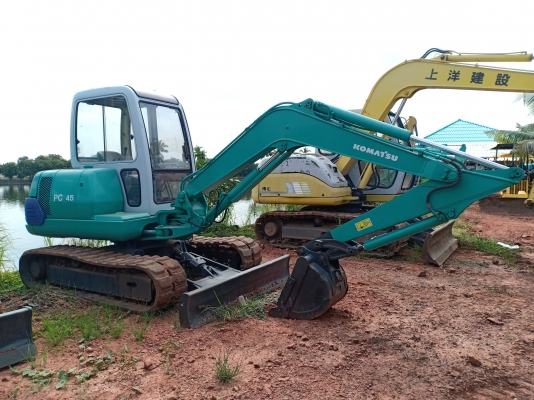 ขายจ้า..KOMATSU PC45-1. เก่านอกแท้  สวย   เครื่องปั๊มแห้ง  4,xxxชั่วโมง  สภาพสวย พร้อมใช้  โทร  089-3818694  จ๊อย