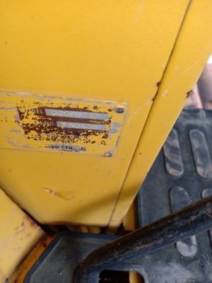 ขายจ้า. KOMATSU D20P-7E. เก่านอกแท้ สภาพสวย พร้อมใช้ โทร 089-3818694 จ๊อย ขายจ้า. KOMATSU D20P-7E. เก่านอกแท้ สภาพสวย พร้อมใช้ โทร 089-3818694 จ๊อย