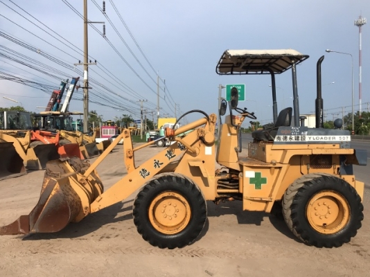 ขายรถตักล้อยาง KOMATSU 507 (3,XXX ชั่วโมง) นำเข้าเองจากญี่ปุ่น สภาพสวยพร้อมใช้ มีVDOการทำงานครับ