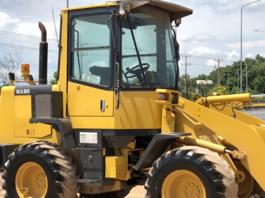 ขายรถตักล้อยาง KOMATSU WA80-3 นำเข้าเองจากญี่ปุ่น สภาพสวยพร้อม มีVDOการทำงานครับ