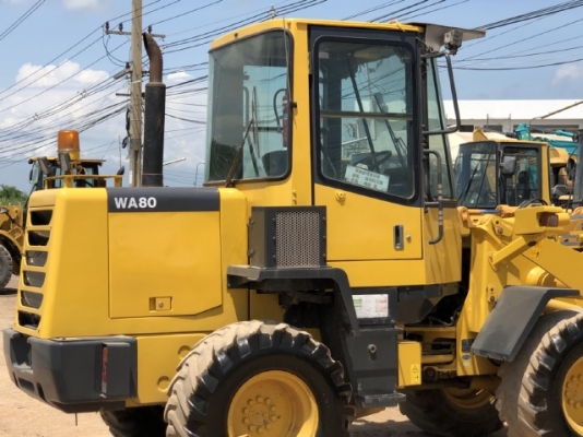 ขายรถตักล้อยาง KOMATSU WA80-3 นำเข้าเองจากญี่ปุ่น สภาพสวยพร้อม มีVDOการทำงานครับ