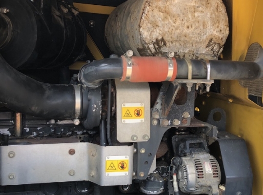 ขายรถตักล้อยาง KOMATSU WA320-6 รถนอกนำเข้าเองจากญี่ปุ่น สภาพสวยพร้อมใช้ มีVDOการทำงานครับ