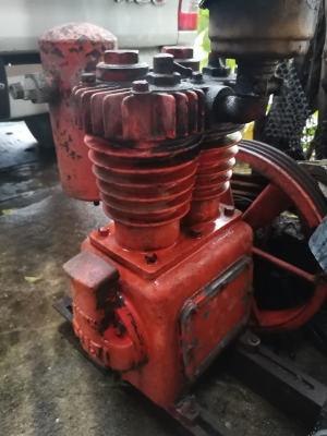 ขาย!! หัวปั้มลม.FUJI.ขนาด3แรง2สูบ.สภาพเดิมๆพร้อมใช้ ขาย!! หัวปั้มลม.FUJI.ขนาด3แรง2สูบ.สภาพเดิมๆพร้อมใช้