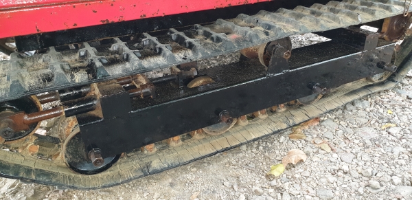 รถแทรคนั่งขับยกดั้มด้วยมือ รถแทรคนั่งขับยกดั้มด้วยมือ