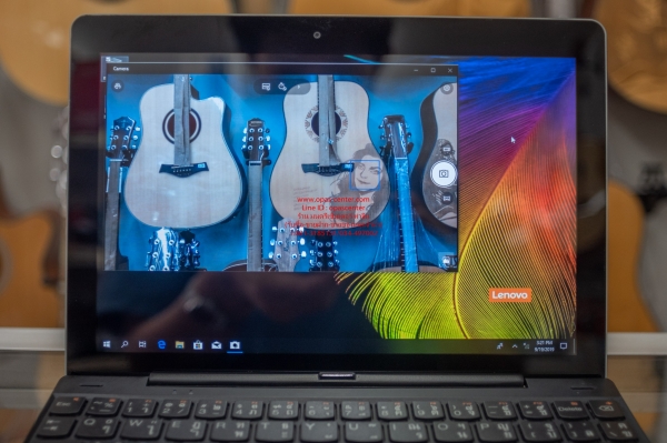 แท็บเล็ตแปลงร่างได้ Lenovo MIIX300 มีที่ชาร์ท คีย์บอร์ด ใช้ได้ปกติทุกอย่าง
