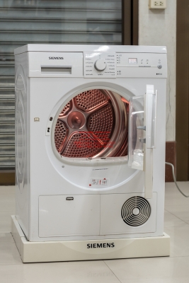 เครื่องอบผ้า ระบบควบแน่น SIEMENS 7 กก. รุ่น WT46E302TH สภาพใหม่ ใช้ได้ปกติ