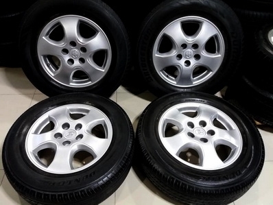 ปี16 ล้อสวยยางดี ไม่มีเบียดหรือถลอกไม่มีซ่อม ตจว จัดส่งฟรี -กดเข้า www.phongcar2481.com มีสินค้าอีก -โทร 092-567-7374 และ 091-816-4725 พี LINE: PC2481 -ตจว จัดส่งถึงบ้าน พร้อมหลักฐานจัดส่ง *********************