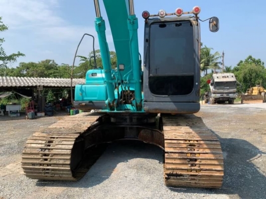 ขาย 1,280,000 บาท. KOBELCO  SK 200 YN 11 SUPER.  ทำงาน 13,xxx ชม เครื่องดี  ปั้มแรง  เอวแน่น ไฟฟ้าครบ  เฟรมสวย โช่ใหม่ 2 ข้าง ช่วงล่างเต็ม แอร์หนาว เอกสารแจ้งจำหน่าย  รถอยู่  นครปฐม โทร 0610710295  สนใจ รายการสินค้า อื่นๆ ที่ เว็ปไชค์ Truck2Hand https://w