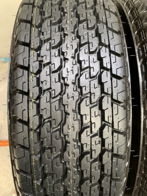 ยางป้ายแดง 205R16 Bridgestone ปี 19 ตุ่มเป้ง เส้นสีชัด