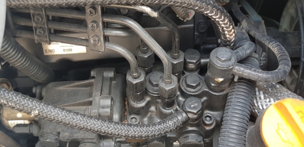 รถขุดโคมัสสุPC40MR2