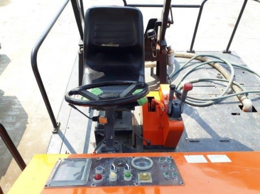 รถบดล้อยาง HITACHI : RT200WT-C รถบดล้อยาง HITACHI : RT200WT-C