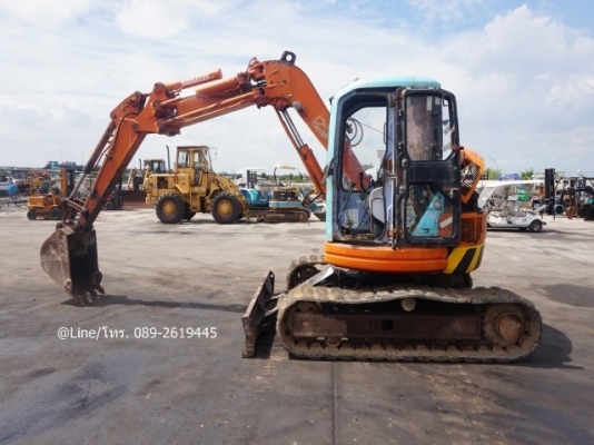 ขายรถขุด Komatsu PC75UU-2 เครื่องยนต์komatsu-4D95L จำนวน 4 สูบ คอนโทรลน้ำมัน ปั๊มนิ้ว แทรคยาง มีลายเจาะ รถเดิมๆเก่านอก มีเอกสาร ยังไม่เคยใช้งานในไทย ราคา 350,000 บาท