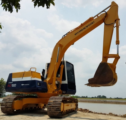ขายรถแบคโฮ komatsu PC120-5 สมบรูณ์ทุกระบบ พร้อมใช้งาน