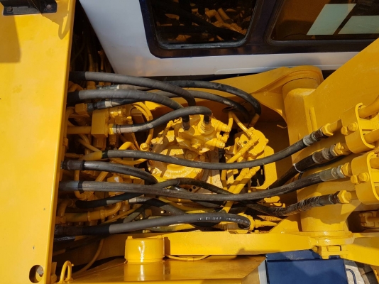 ขายรถแบคโฮ komatsu PC120-5 สมบรูณ์ทุกระบบ พร้อมใช้งาน