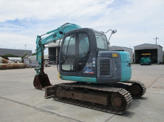 ขายรถขุด Kobelco รุ่น SK70SR-1ES มือสองนำเข้าจากประเทศญี่ปุ่น สภาพสวย พร้อมใช้งาน