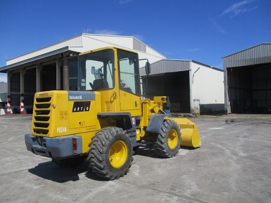 ขายรถตักล้อยาง Komatsu รุ่น WA80-3 มือสองนำเข้าจากประเทศญี่ปุ่น