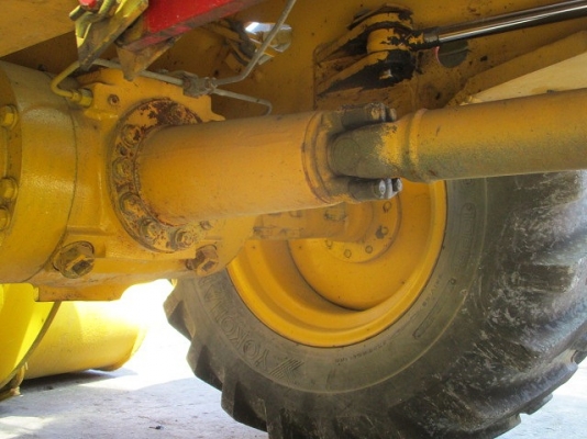 ขายรถตักล้อยาง Komatsu รุ่น WA80-3 มือสองนำเข้าจากประเทศญี่ปุ่น