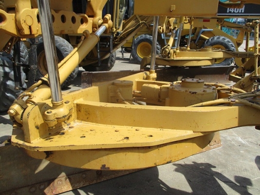 ขายรถเกรด Caterpillar รุ่น 140H ซีเรียล 2ZK05279 ปี 2000 มือสองนำเข้าจากอเมริกา