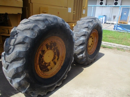 ขายรถเกรด Caterpillar รุ่น 140H ซีเรียล 2ZK05279 ปี 2000 มือสองนำเข้าจากอเมริกา