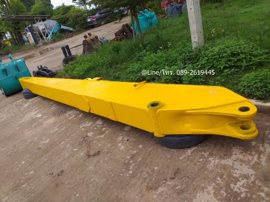 ขายรถขุด Kobelco SK200 ( mark 3 ) **แถมฟรีอาร์มความยาว 5.55 เมตรเครื่องยนต์Mitsubishi -6D31เทอร์โบ ขนาด 6 สูบ คอนโทรลน้ำมัน ปั๊มนิ้ว สวิงบูม แทรคเหล็ก รถเดิมๆใช้งานบริษัท มีเอกสาร พร้อมใช้งาน  ราคา 650,000 บาท รถจอดหน้าร้านจ.พะเยา