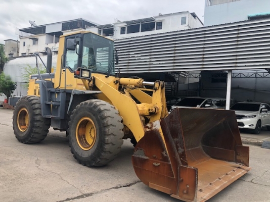 รถตัก Komatsu WA300-3 เก่านอกจากญีปุ่่น100\% มีให้เลือกหลายคัน พร้อมใช้งานทุกค