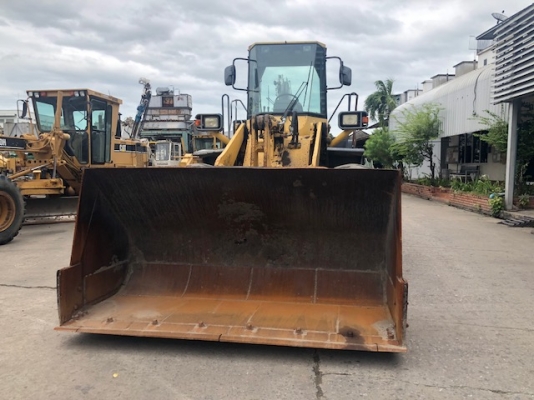 รถตัก Komatsu WA300-3 เก่านอกจากญีปุ่่น100\% มีให้เลือกหลายคัน พร้อมใช้งานทุกค