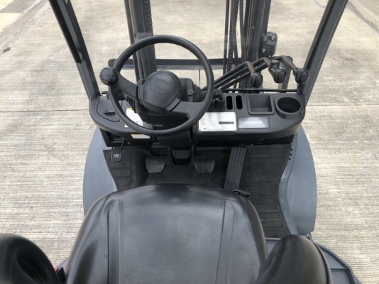 ขายรถโฟล์คลิฟท์ TOYOTA 8FD-25 เครื่องดีเซล เสา 4 เมตร เกียร์ออโต้ เก่าญี่ปุ่น สภาพเหมือนรถใหม่ ขายรถโฟล์คลิฟท์ TOYOTA 8FD-25 เครื่องดีเซล เสา 4 เมตร เกียร์ออโต้ เก่าญี่ปุ่น สภาพเหมือนรถใหม่