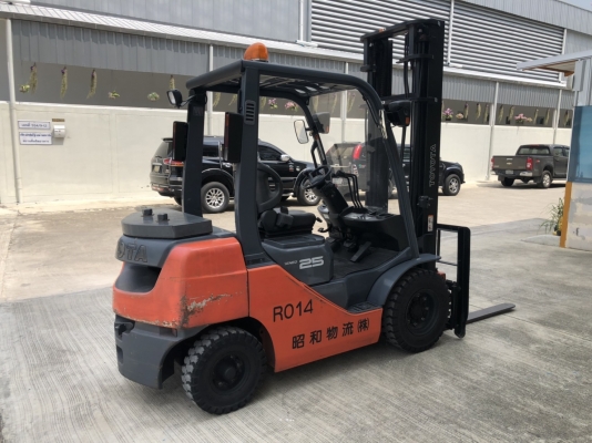 ขายรถโฟล์คลิฟท์ TOYOTA 8FD-25 เครื่องดีเซล เสา 4 เมตร เกียร์ออโต้ เก่าญี่ปุ่น สภาพเหมือนรถใหม่ ขายรถโฟล์คลิฟท์ TOYOTA 8FD-25 เครื่องดีเซล เสา 4 เมตร เกียร์ออโต้ เก่าญี่ปุ่น สภาพเหมือนรถใหม่