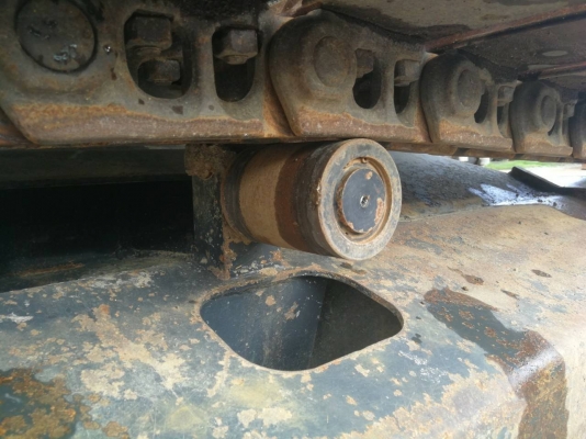 รถขุดรุ่นยอดนิยม KOBELCO SK135SR-2 YY-05 นำเข้าจากญี่ปุ่นโดยตรง โทร.090-986-2521 อ๊อบ