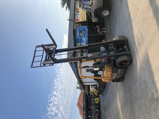 ขาย โฟรคลิฟท์ ที ซี เอ็ม ดีเซล หนัก 2.5 ตัน เสา 3 เมตร เกียธรรมดา ขาย โฟรคลิฟท์ ที ซี เอ็ม ดีเซล หนัก 2.5 ตัน เสา 3 เมตร เกียธรรมดา