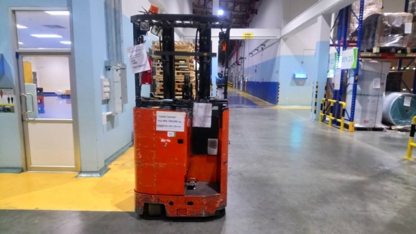 รถยกไฟฟ้านิสสัน น้ำหนักยก 1.50 ตัน เสาสูง 5.50 เมตร