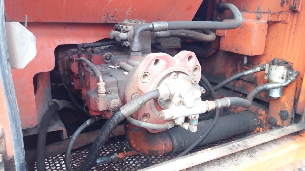 ขาย 695,000 DOOSAN SOLAR225LC-V ไฟฟ้าครบ  เครื่องดี ปั้มแรง เอวแน่น ช่วงล่างเต็ม รถสวยสภาพพร้อมใช้งาน เอกสารเล่มทะเบียน รถอยู่ กทม. 090-772-3710 090-772-3708