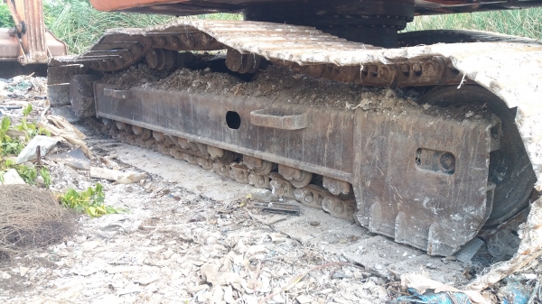 ขาย 695,000 DOOSAN SOLAR225LC-V ไฟฟ้าครบ  เครื่องดี ปั้มแรง เอวแน่น ช่วงล่างเต็ม รถสวยสภาพพร้อมใช้งาน เอกสารเล่มทะเบียน รถอยู่ กทม. 090-772-3710 090-772-3708