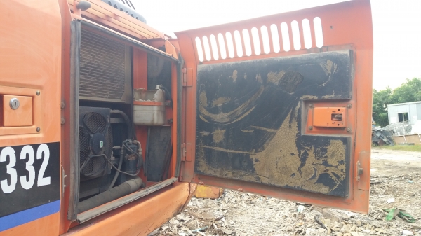 ขาย 695,000 DOOSAN SOLAR225LC-V ไฟฟ้าครบ  เครื่องดี ปั้มแรง เอวแน่น ช่วงล่างเต็ม รถสวยสภาพพร้อมใช้งาน เอกสารเล่มทะเบียน รถอยู่ กทม. 090-772-3710 090-772-3708