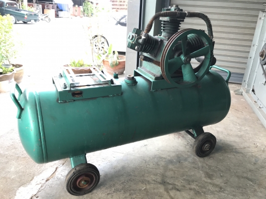 ขายถังปั๊มลม+หัวปั๊มลม Fusheng made in Taiwan ขนาด 105ลิตร ใส่มอเตอร์ 2HP. ใช้งานได้เลย สภาพสวย ปั๊มดูดดี พร้อมใช้งาน