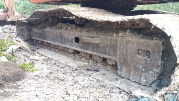 ขาย 695,000 DOOSAN SOLAR225LC-V ไฟฟ้าครบ  เครื่องดี ปั้มแรง เอวแน่น ช่วงล่างเต็ม รถสวยสภาพพร้อมใช้งาน เอกสารเล่มทะเบียน รถอยู่ กทม. 092-595-6777 061-446-2662 ญิ๋งยุ