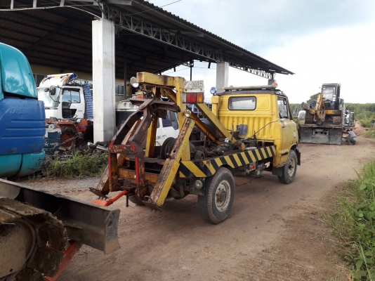 มี VDO ให้ชม.รถแบคโฮ KOMATSU PC40-7 พร้อมหางลาก ราคา 300000