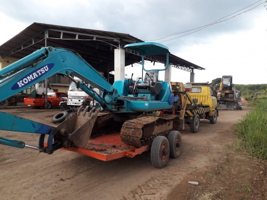 มี VDO ให้ชม.รถแบคโฮ KOMATSU PC40-7 พร้อมหางลาก ราคา 300000