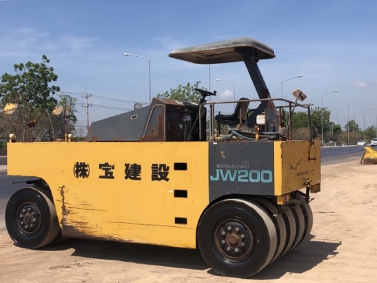 ขายรถบด 9 ล้อ KOMATSU JW200 นำเข้าเองจากญี่ปุ่น สภาพสวยพร้อมใช้ มีVDOการทำงานครับ