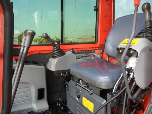 kx161-3c รถ7,000ชม เอกสารเล่ม รถสวยแท้ แม่คุณเอ๋ย @580,000-  081-989-1989 หรั่งครับ