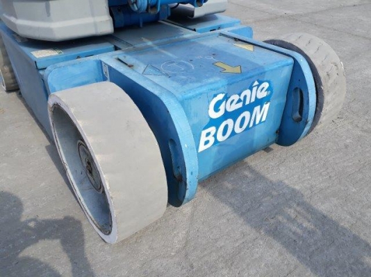 กระเช้าไฟฟ้า GENIE Z30-20N บูมพับ ยกสูง 9 เมตร มือสองญี่ปุ่น