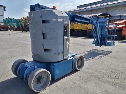 กระเช้าไฟฟ้า GENIE Z30-20N บูมพับ ยกสูง 9 เมตร มือสองญี่ปุ่น