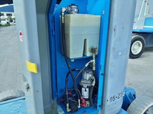 กระเช้าไฟฟ้า GENIE Z30-20N บูมพับ ยกสูง 9 เมตร มือสองญี่ปุ่น