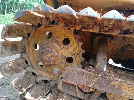 ขายรถแทรคเตอร์ KOMATSU D31P-16 ราคา 300000