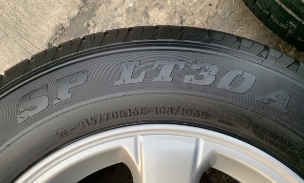 ล้อแม็กป้ายแดง ISUZU D-MAX Blue Power ขอบ 16 พร้อมยางป้ายแดง 215-70-16 Dunlop ปี 19 สวยๆ