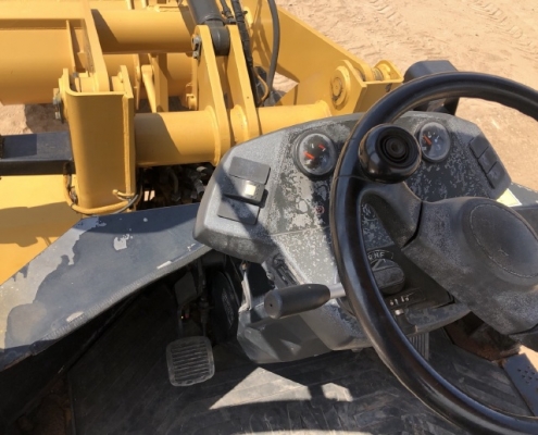 ขายรถตักล้อยาง CAT 901B (3,XXX ชั่วโมง) นำเข้าเองจากญี่ปุ่น สภาพสวยพร้อมใช้งาน มีVDOการทำงานครับ