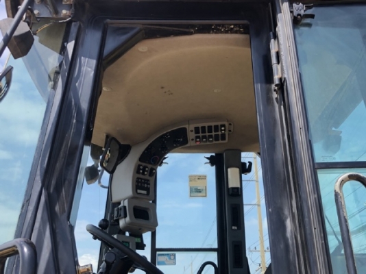 ขายรถตักล้อยาง CAT 962H นำเข้าเองจากญี่ปุ่น สภาพสวยพร้อมใช้ มีVDOการทำงานครับ