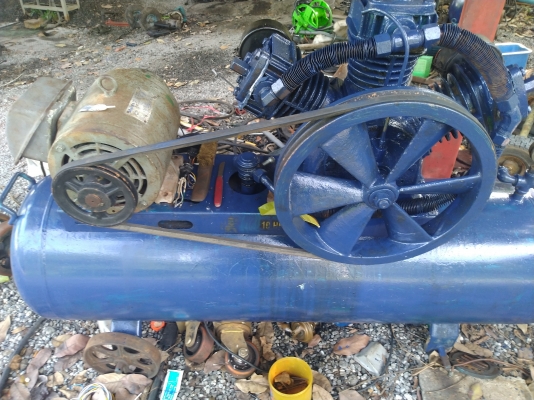 ปั๊มลม3สูบ5แรงไฟบ้าน ปั๊มลม3สูบ5แรงไฟบ้าน