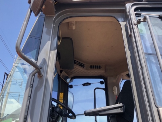 ขายรถตักล้อยาง HITACHI ZW150 (เทียบเท่า WA270-6) ปี 2013 นำเข้าเองจากญี่ปุ่น สวยพร้อมใช้ มีVDOการทำงานครับ